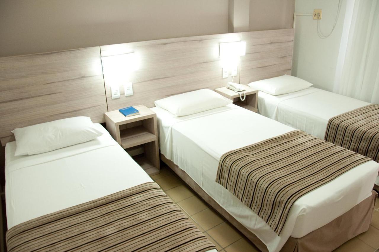 Hotel Linhatur Линярес Екстериор снимка