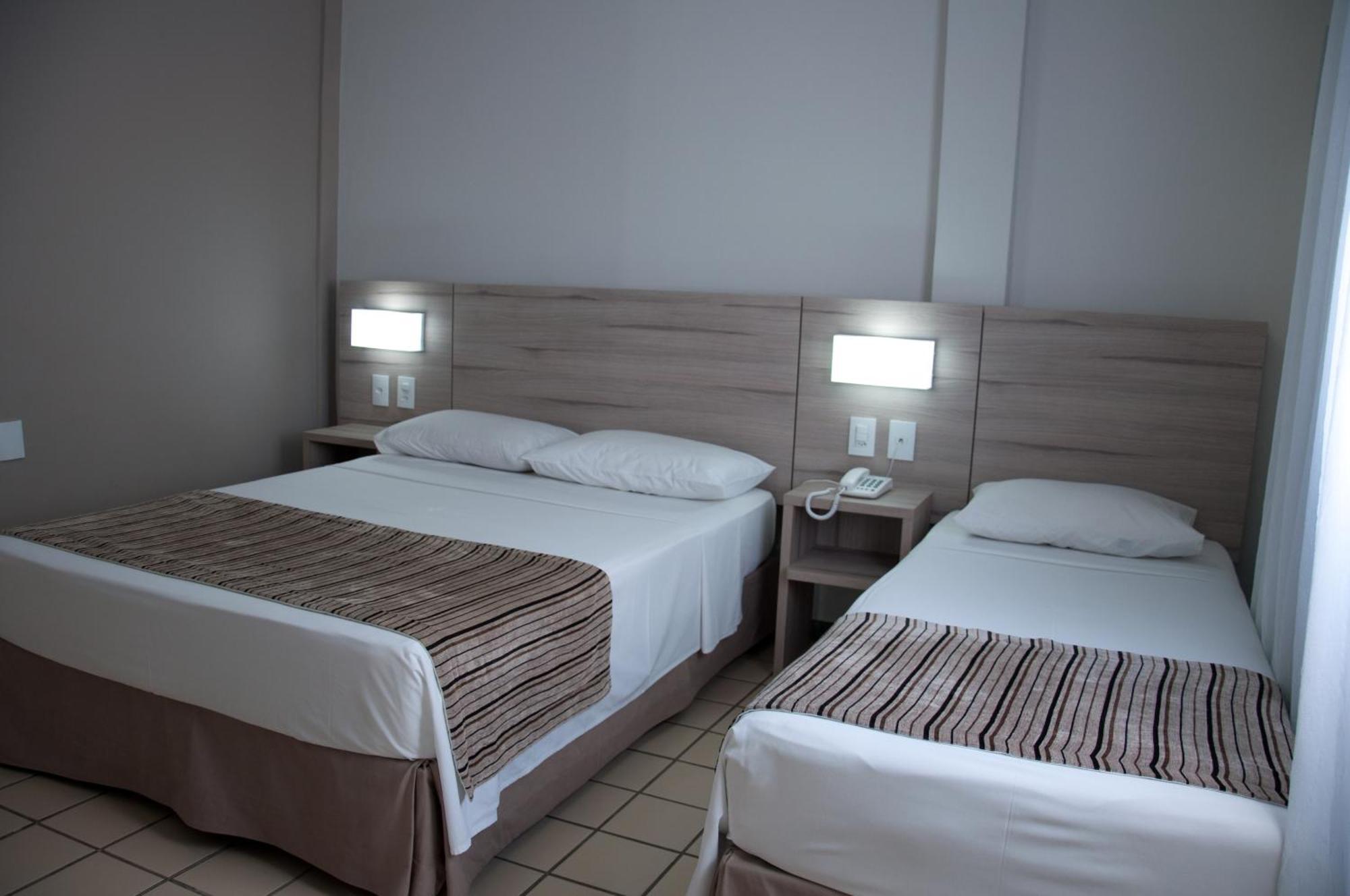 Hotel Linhatur Линярес Стая снимка