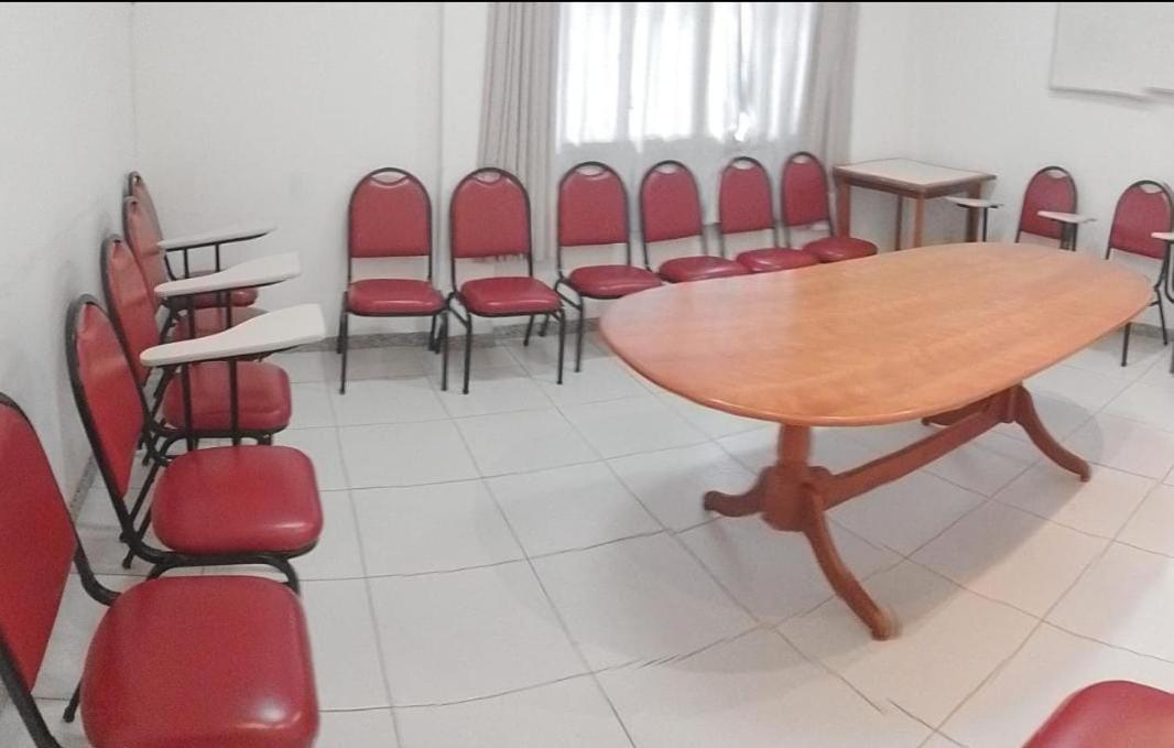 Hotel Linhatur Линярес Екстериор снимка